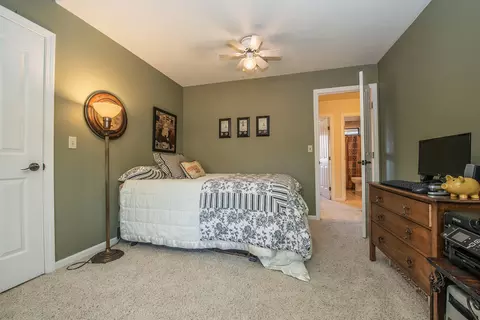 1725 Edgewood Dr, Redding, CA 96003 photo 23