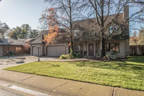 1725 Edgewood Dr, Redding, CA 96003 photo 48