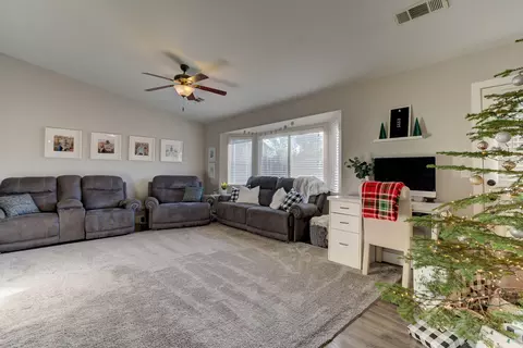2949 Pawnee Ct, Redding, CA 96001 photo 6