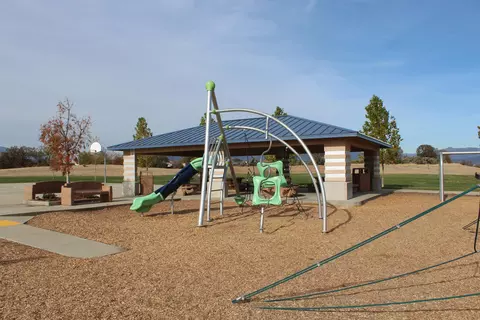 806 Mission De Oro Dr, Redding, CA 96003 photo 5