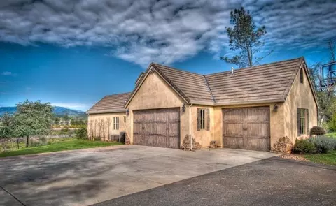 13155 Tierra Oaks Dr, Redding, CA 96003 photo 6