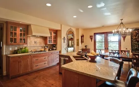 13155 Tierra Oaks Dr, Redding, CA 96003 photo 4