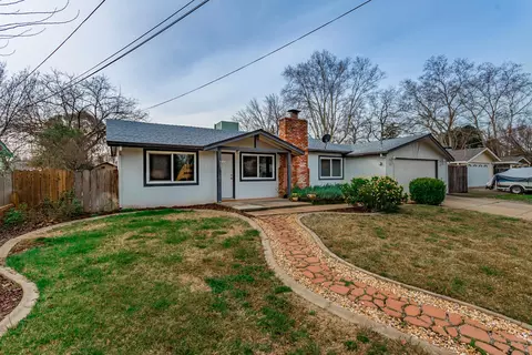 2331 Belladonna St, Redding, CA 96002 photo 1