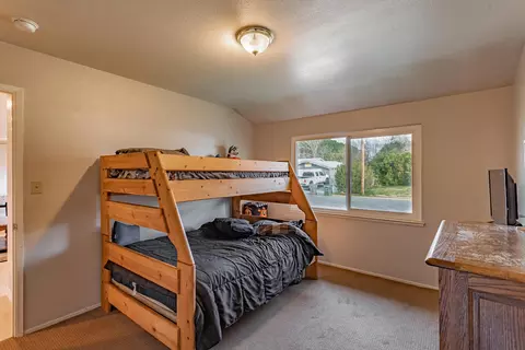 2331 Belladonna St, Redding, CA 96002 photo 15