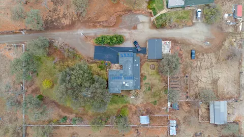 9758 Logan Rd, Redding, CA 96003 photo 38