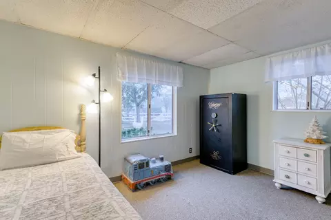 9758 Logan Rd, Redding, CA 96003 photo 13