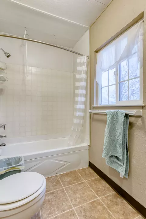 9758 Logan Rd, Redding, CA 96003 photo 52