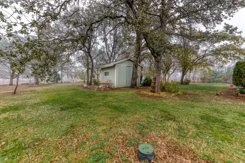 9758 Logan Rd, Redding, CA 96003 photo 30