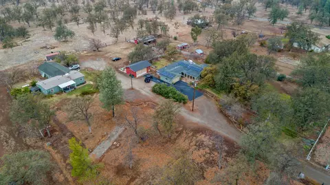 9758 Logan Rd, Redding, CA 96003 photo 1