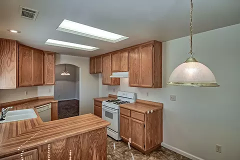 1380 Bully Choop Trl, Redding, CA 96003 photo 10