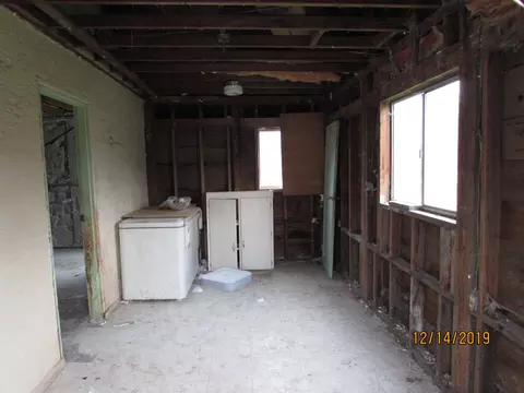 558 Parsons Dr, Redding, CA 96002 photo 3