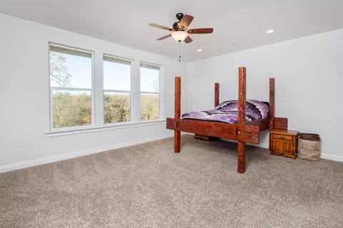 10830 Green Oaks Ln, Redding, CA 96003 photo 15