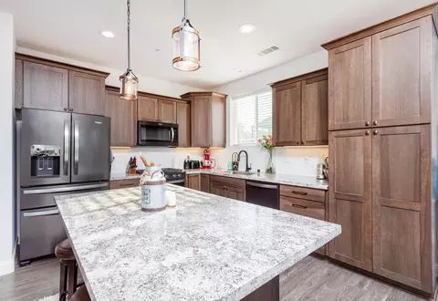 10830 Green Oaks Ln, Redding, CA 96003 photo 13