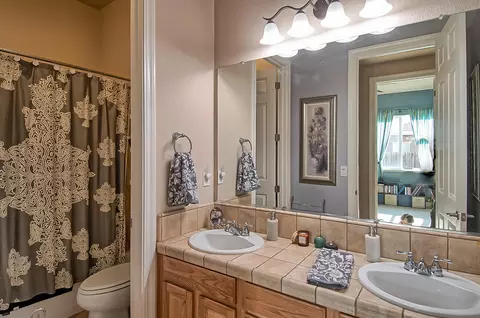 4340 Chinook Dr, Redding, CA 96002 photo 21