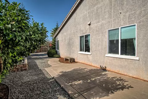 4340 Chinook Dr, Redding, CA 96002 photo 34