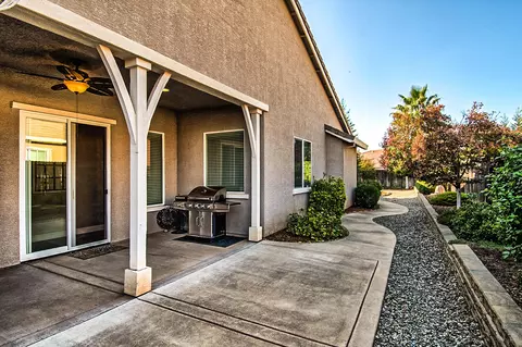 4340 Chinook Dr, Redding, CA 96002 photo 26