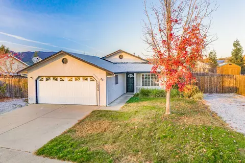 16890 Santa Barbara Dr, Redding, CA 96003 photo 1