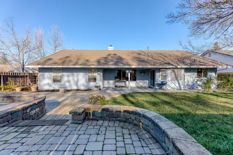2205 Candlewood Dr, Redding, CA 96003 photo 4