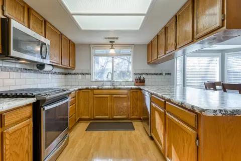 2205 Candlewood Dr, Redding, CA 96003 photo 8