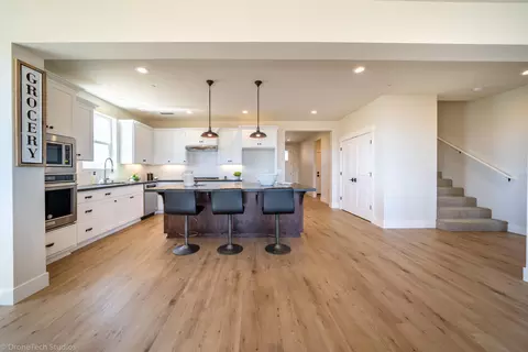 3023 Spencer Trl, Redding, CA 96002 photo 7