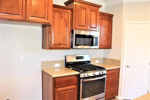 6335 Oxbow St, Redding, CA 96001 photo 4