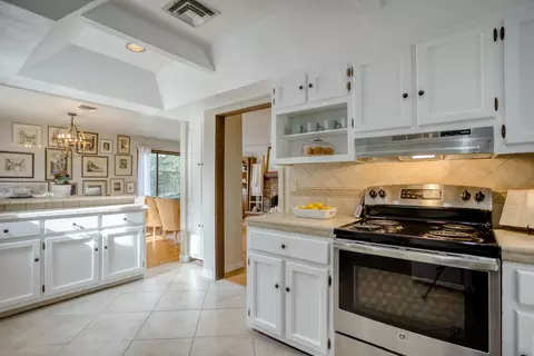 2222 Canal Dr, Redding, CA 96001 photo 10