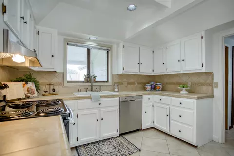 2222 Canal Dr, Redding, CA 96001 photo 33