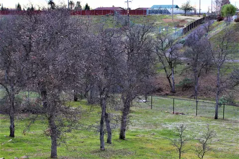 945 Rollingview Dr, Redding, CA 96003 photo 19