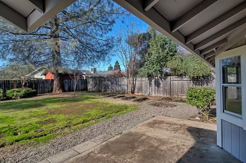 150 Danbury Dr, Redding, CA 96003 photo 27