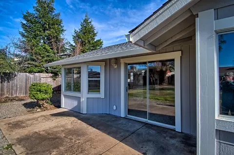 150 Danbury Dr, Redding, CA 96003 photo 26