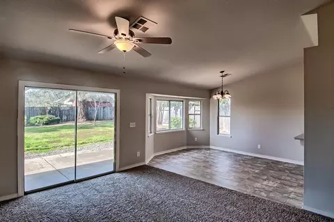 150 Danbury Dr, Redding, CA 96003 photo 7