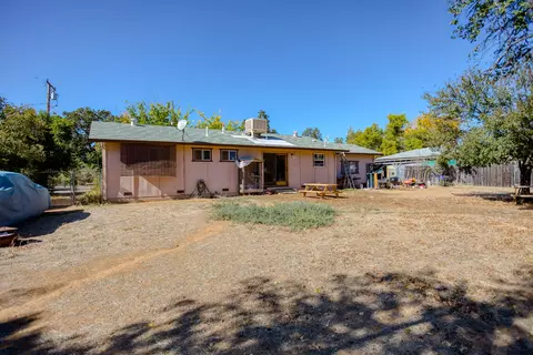 5157 Debbie Ln, Redding, CA 96002 photo 17