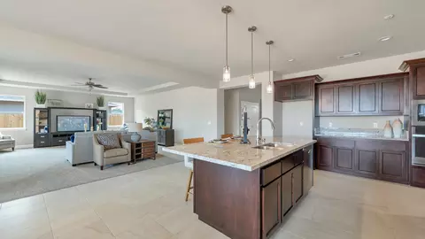 1193 Bingham, Redding, CA 96003 photo 7