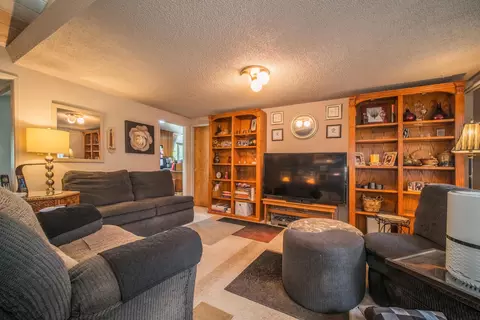 6796 Riata Dr, Redding, CA 96002 photo 14