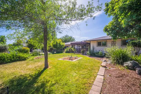 6796 Riata Dr, Redding, CA 96002 photo 53
