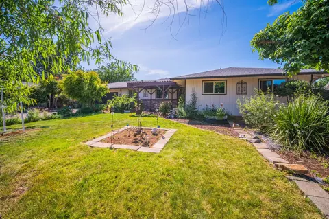6796 Riata Dr, Redding, CA 96002 photo 47