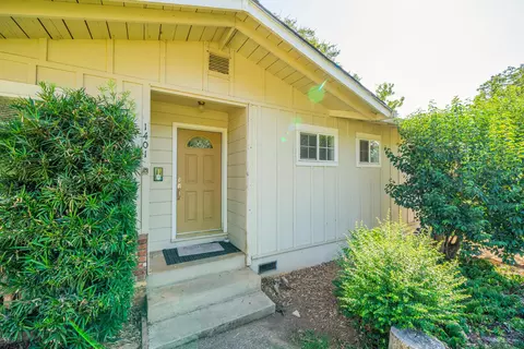 1401 Dusty Ln, Redding, CA 96002 photo 23