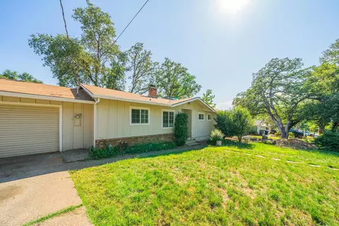 1401 Dusty Ln, Redding, CA 96002 photo 21