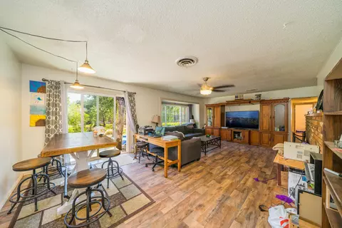 1401 Dusty Ln, Redding, CA 96002 photo 10