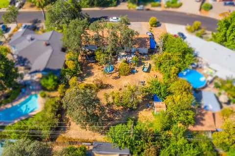 1401 Dusty Ln, Redding, CA 96002 photo 25