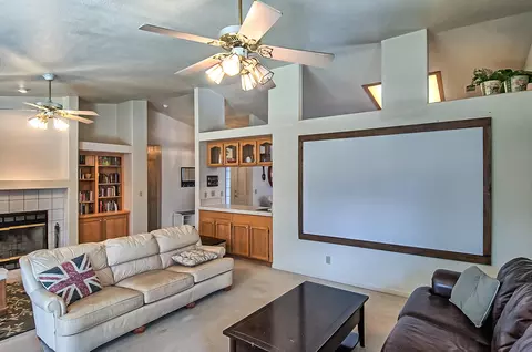 11540 Vista Del Rio, Redding, CA 96003 photo 9