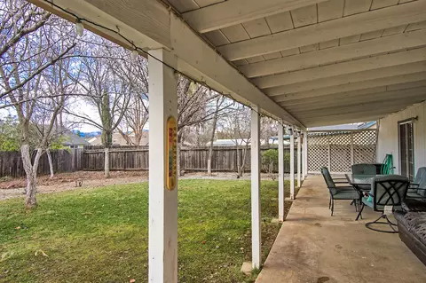 11540 Vista Del Rio, Redding, CA 96003 photo 42