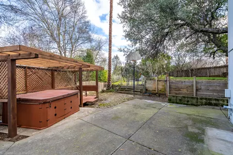4425 Tralee Ln, Redding, CA 96001 photo 38