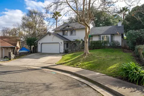 4425 Tralee Ln, Redding, CA 96001 photo 2