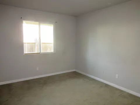 3884 Mercury Dr, Redding, CA 96002 photo 8