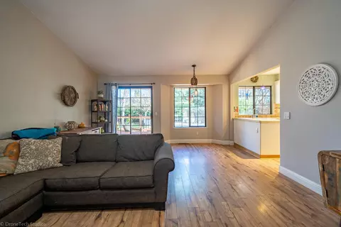 4127 Saratoga Dr, Redding, CA 96002 photo 25