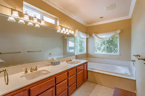 13213 Spring Lake St, Redding, CA 96003 photo 18