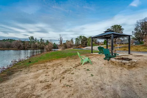 13213 Spring Lake St, Redding, CA 96003 photo 27
