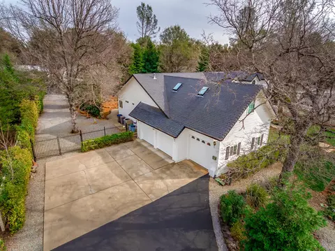 13213 Spring Lake St, Redding, CA 96003 photo 29