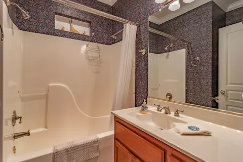 13213 Spring Lake St, Redding, CA 96003 photo 20